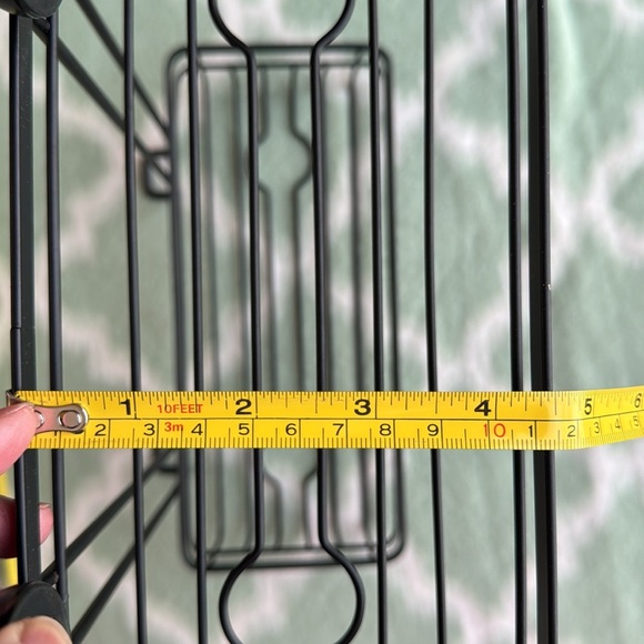 Double Tier Black Metal Organizer with suction cups - Picture 6 of 8